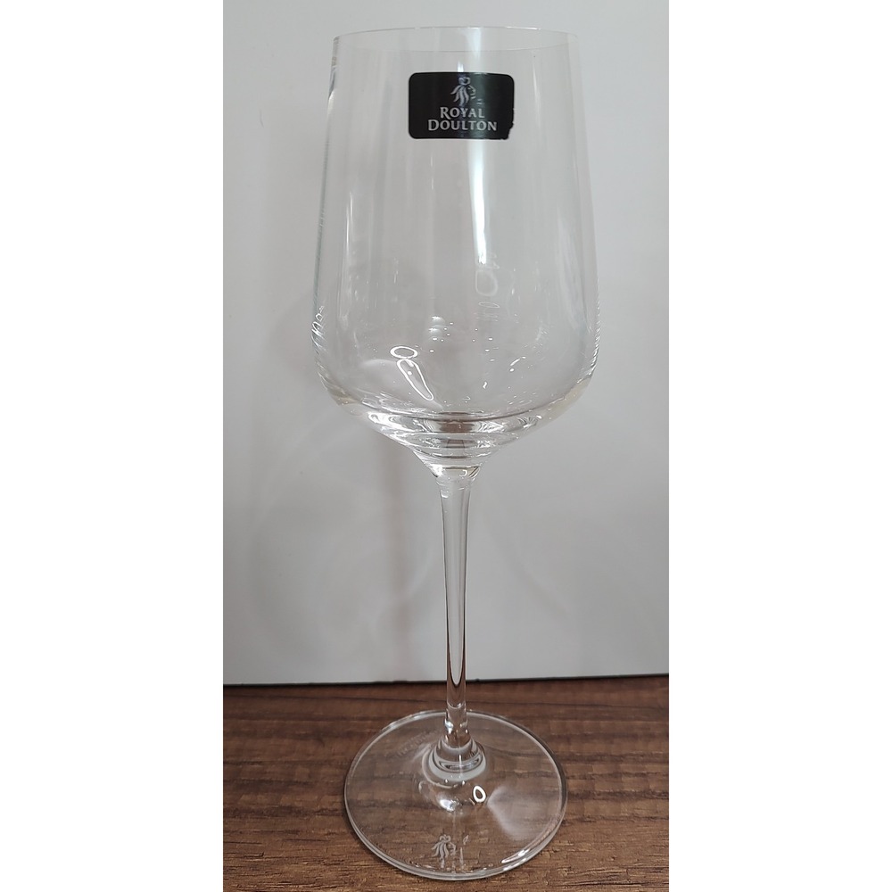 Royal Doulton Ambience Wine Glass Mission Hill Family Estate 9 Inches Tall